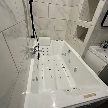 Studio Jaccuzzi A 2 Min Davignon Les Angles  Exteriör bild